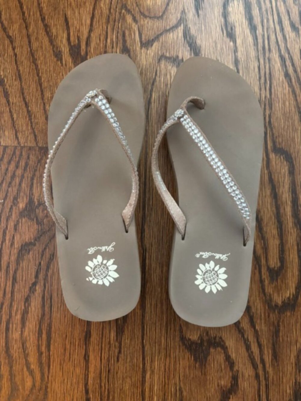Yellow Box Jello Sandals (flip flops) Rich Taupe - 8